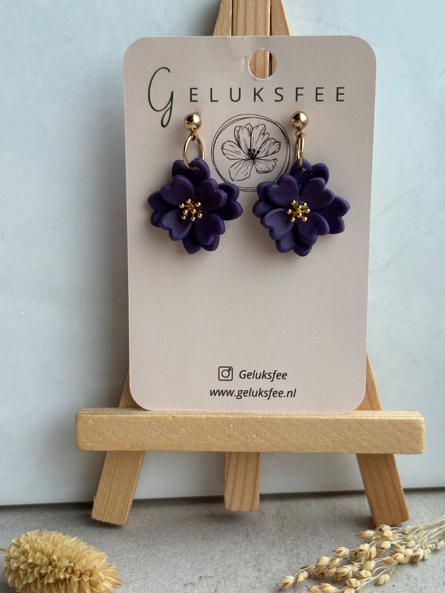 Handgemaakte bloem oorbellen van polymeerklei
