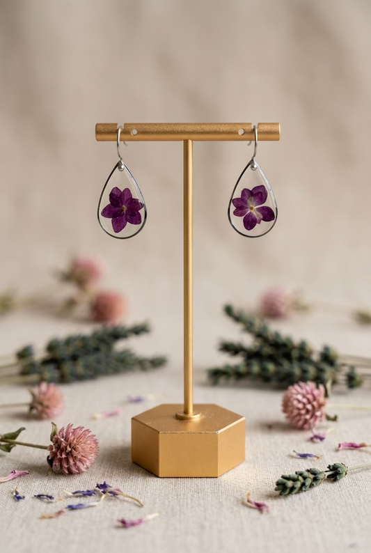 Herfstcollectie - traandruppels met donkerpaarse hortensia bloem